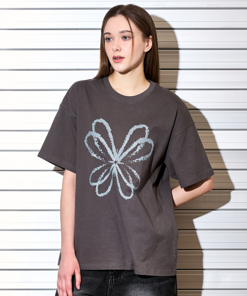 VETEZE（ベテゼ）の「オブエ スターリボンスプレーティーシャツ (GRAY)（Tシャツ/カットソー・レディース・グレー・MEDIUM/LARGE/X-LARGE）」の3枚目の写真