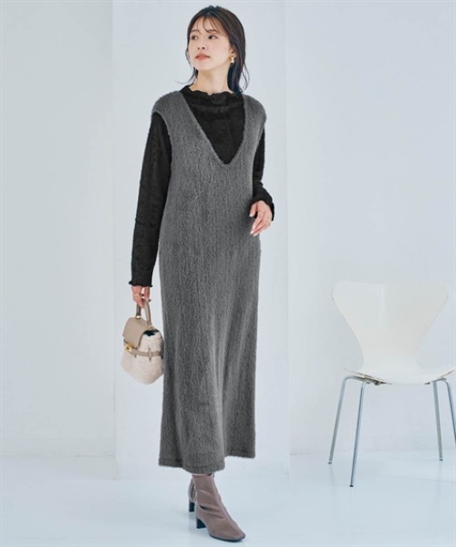 nissen（ニッセン）の「フェザーアンサンブル（ワンピース＋プチハイネックトップス）（ジャンパースカート・レディース・ホワイト×ブラック/ブラック×グレー・S/L/M/LL）」の2枚目の写真