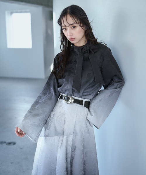 HARE（ハレ）の「グラデーションジャガードボウタイシャツ(HARE)（シャツ/ブラウス・レディース・パープル/ブラック・FREE）」の13枚目の写真