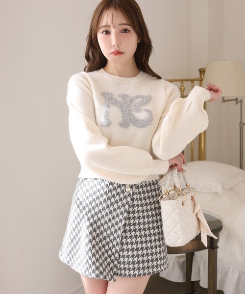 one after another NICE CLAUP(ワンアフターアナザーナイスクラップ)の「ロゴアソートニット(ニット/セーター・レディース・イエロー/アイボリー/サックスブルー/チャコールグレー・FREE)」の6枚目の写真