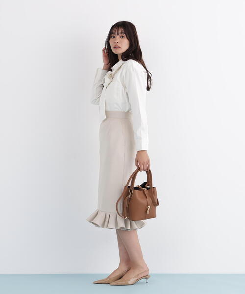 PINKY&DIANNE(ピンキーアンドダイアン)の「◆ネックリボンデニムシャツ(シャツ/ブラウス・レディース・ホワイト/ネイビー・38)」の8枚目の写真