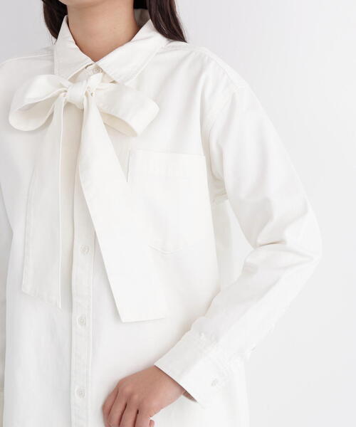PINKY&DIANNE(ピンキーアンドダイアン)の「◆ネックリボンデニムシャツ(シャツ/ブラウス・レディース・ホワイト/ネイビー・38)」の12枚目の写真