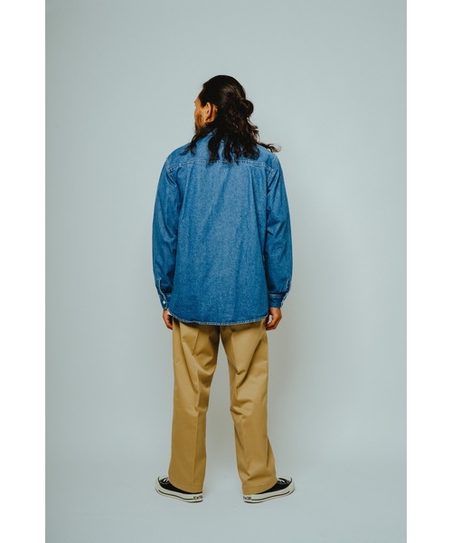 BIG MIKE(ビッグマイク)の「BIG MIKE ビックマイク/ デニム ユーティリティ 長袖ワークシャツ 大型ポケット //// 102615350(シャツ/ブラウス・メンズ・ダークインディゴブルー/ライトインディゴブルー/ワンウォッシュ・MEDIUM/LARGE/X-LARGE)」の14枚目の写真