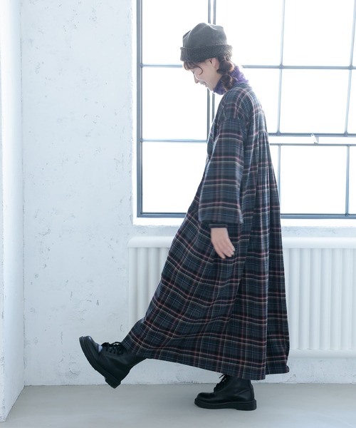 soulberry(ソウルベリー)の「「わがまま別注」秋へ踏み出すチェックのワンピース(ワンピース・レディース・ダークグレー・M/L/LL/3L/4L/5L)」の4枚目の写真