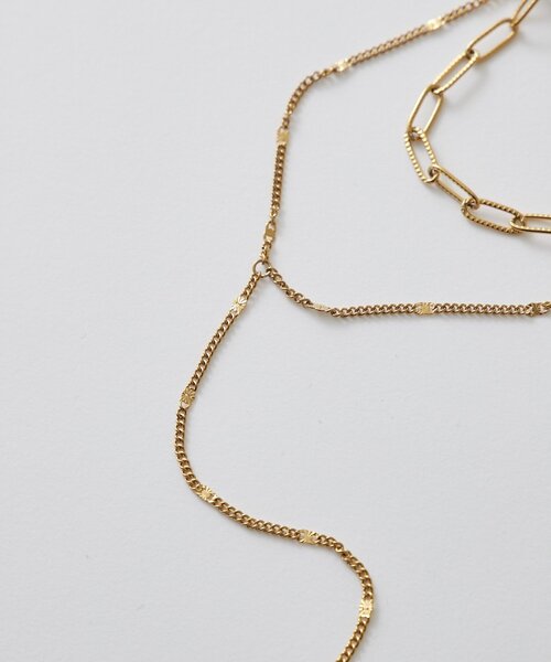 Lui's（ルイス）の「サージカルステンレスダブルエッジネックレス（ネックレス・レディース・ゴールド/シルバー・FREE）」の11枚目の写真