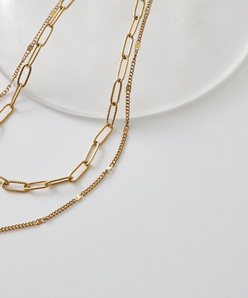 Lui's（ルイス）の「サージカルステンレスダブルエッジネックレス（ネックレス・レディース・ゴールド/シルバー・FREE）」の7枚目の写真