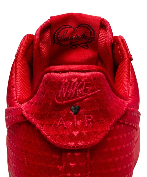 NIKE(ナイキ)の「NIKE AIR FORCE 1 RETRO / ナイキ エア フォース 1 レトロ 【SP】(スニーカー・メンズ・レッド・27.5cm/26.5cm/25.5cm/24.5cm/29.0cm/28.0cm/27.0cm/26.0cm/25.0cm/24.0cm/30.0cm/28.5cm)」の5枚目の写真
