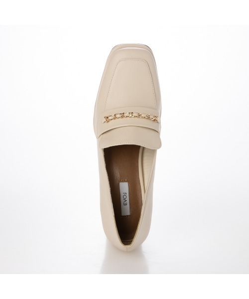 EVOL(イーボル)の「【美脚効果・クッション入り】スクエア6.5cmチェーンローファー JA4017(ローファー・レディース・ブラック/アイボリー・22.0cm/22.5cm/23.0cm/23.5cm/24.0cm/24.5cm/25.0cm)」の15枚目の写真