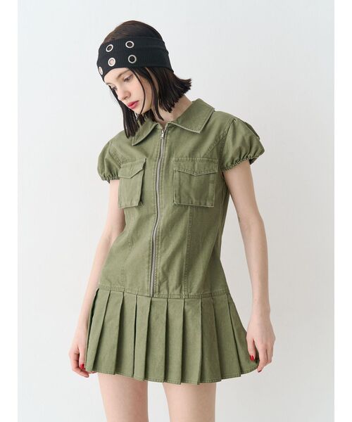 jouetie（ジュエティ）の「ミリタリープリーツミニワンピース（ワンピース・レディース・カーキ/ブラック・MEDIUM）」の8枚目の写真