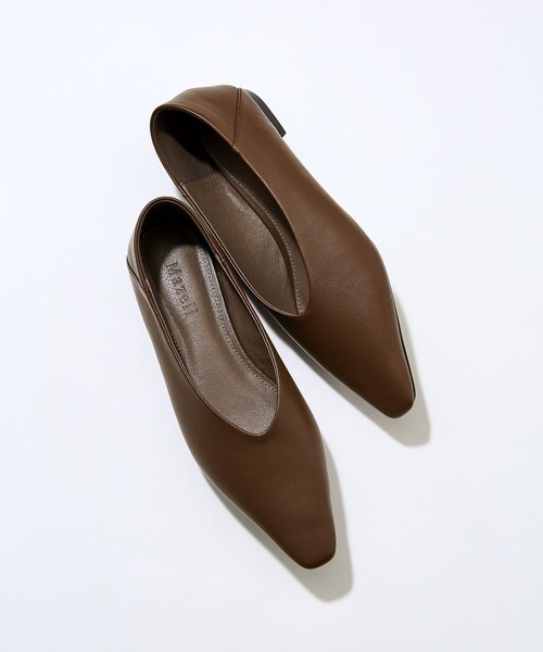 Mazell（マゼル）の「Mazell  / シープレザースクエアフラット【一部店舗限定カラー・サイズ】（パンプス・レディース・ブラック/モカ/ホワイト・39/38/37/36/35）」の3枚目の写真