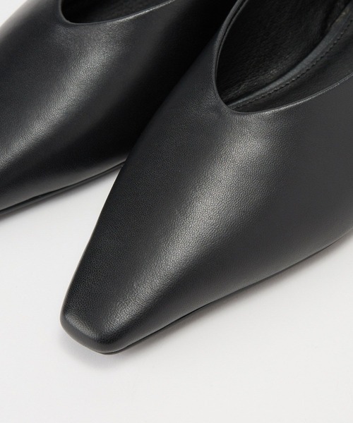 Mazell（マゼル）の「Mazell  / シープレザースクエアフラット【一部店舗限定カラー・サイズ】（パンプス・レディース・ブラック/モカ/ホワイト・39/38/37/36/35）」の7枚目の写真