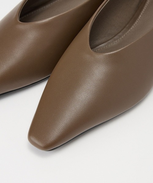 Mazell（マゼル）の「Mazell  / シープレザースクエアフラット【一部店舗限定カラー・サイズ】（パンプス・レディース・ブラック/モカ/ホワイト・39/38/37/36/35）」の13枚目の写真