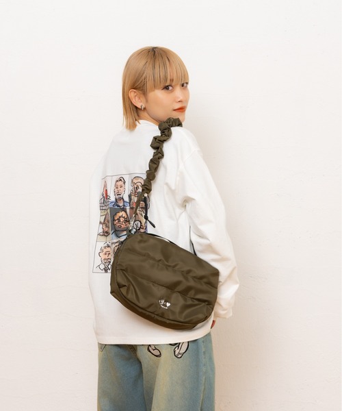 kaoyorinakami(カオヨリナカミ)の「cookie shoulderbag / クッキーショルダーバック(ショルダーバッグ・メンズ・カーキ/ブラック・FREE)」の15枚目の写真