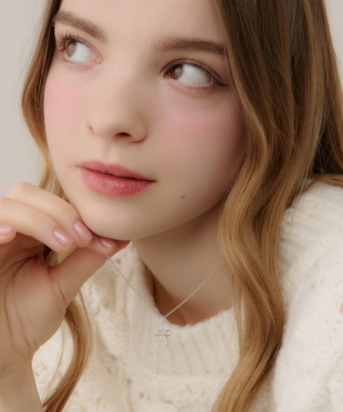 TITTY&CO.（ティティーアンドコー）の「【Monnette】ストーン付きシルバーリボンネックレス（ネックレス・レディース・シルバー・FREE）」の10枚目の写真