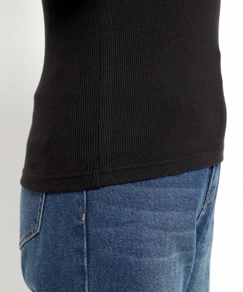 LOWRYS FARM（ローリーズファーム）の「リブタイトＬＳ  638371（Tシャツ/カットソー・レディース・ブラック/アイボリー/イエロー・FREE）」の10枚目の写真