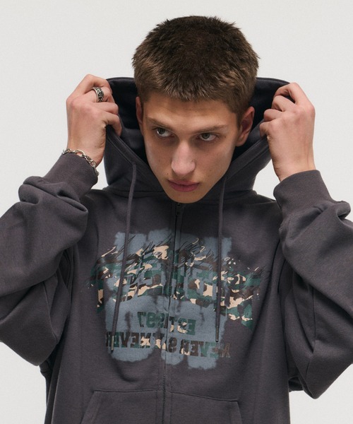 CRASH LOGO GRAPHIC FULLZIP HOODIE / クラッシュロゴ カモ柄 