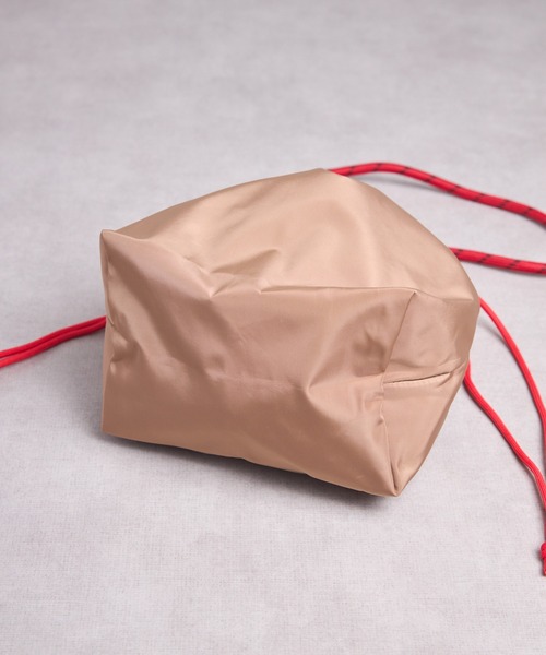 SPRUCE（スプルース）の「EM:クロスコードショルダー 軽量 巾着（ショルダーバッグ・レディース・ピンク/ブラック/カーキ・FREE）」の5枚目の写真