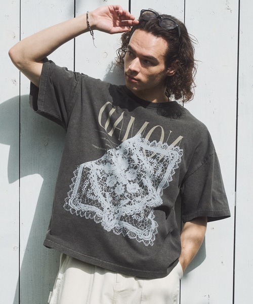 CASPER JOHN(キャスパージョン)の「Concept pigment T-shirts/コンセプトピグメントTシャツ(Tシャツ/カットソー・メンズ・ブラック系2/ブラック系4/ブラック系3/ブラック系1/ブラック系9/ブラック系8/ブラック系7/ブラック系6/ブラック系5・SMALL/X-SMALL/LARGE/MEDIUM)」の9枚目の写真