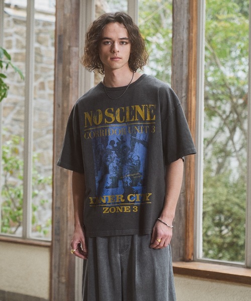 CASPER JOHN(キャスパージョン)の「Concept pigment T-shirts/コンセプトピグメントTシャツ(Tシャツ/カットソー・メンズ・ブラック系2/ブラック系4/ブラック系3/ブラック系1/ブラック系9/ブラック系8/ブラック系7/ブラック系6/ブラック系5・SMALL/X-SMALL/LARGE/MEDIUM)」の13枚目の写真