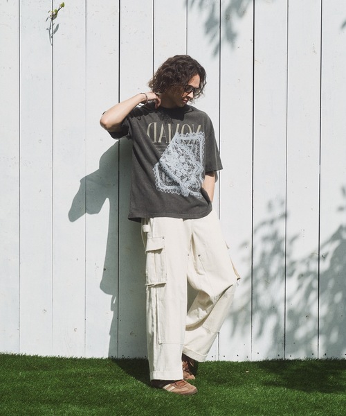CASPER JOHN(キャスパージョン)の「Concept pigment T-shirts/コンセプトピグメントTシャツ(Tシャツ/カットソー・メンズ・ブラック系2/ブラック系4/ブラック系3/ブラック系1/ブラック系9/ブラック系8/ブラック系7/ブラック系6/ブラック系5・SMALL/X-SMALL/LARGE/MEDIUM)」の17枚目の写真