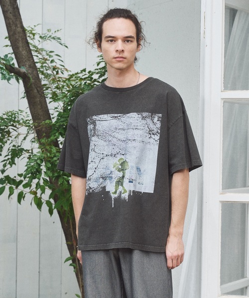CASPER JOHN(キャスパージョン)の「Concept pigment T-shirts/コンセプトピグメントTシャツ(Tシャツ/カットソー・メンズ・ブラック系2/ブラック系4/ブラック系3/ブラック系1/ブラック系9/ブラック系8/ブラック系7/ブラック系6/ブラック系5・SMALL/X-SMALL/LARGE/MEDIUM)」の20枚目の写真