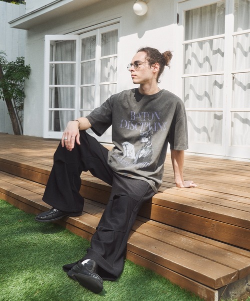 CASPER JOHN(キャスパージョン)の「Concept pigment T-shirts/コンセプトピグメントTシャツ(Tシャツ/カットソー・メンズ・ブラック系2/ブラック系4/ブラック系3/ブラック系1/ブラック系9/ブラック系8/ブラック系7/ブラック系6/ブラック系5・SMALL/X-SMALL/LARGE/MEDIUM)」の22枚目の写真