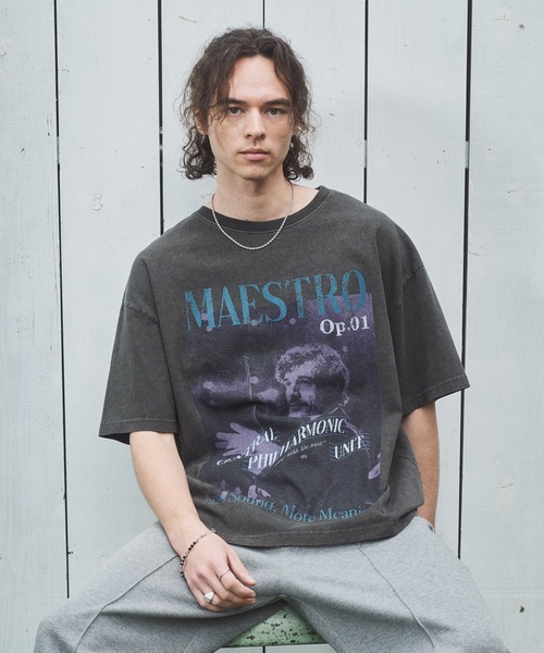 CASPER JOHN(キャスパージョン)の「Concept pigment T-shirts/コンセプトピグメントTシャツ(Tシャツ/カットソー・メンズ・ブラック系2/ブラック系4/ブラック系3/ブラック系1/ブラック系9/ブラック系8/ブラック系7/ブラック系6/ブラック系5・SMALL/X-SMALL/LARGE/MEDIUM)」の10枚目の写真