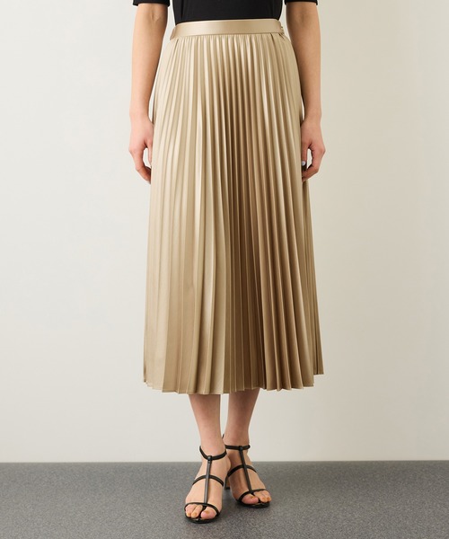 ROPE'（ロペ）の「シャイニープリーツスカート/イージーケア（スカート・レディース・ダークブラウン/ベージュ系その他・FREE）」の4枚目の写真