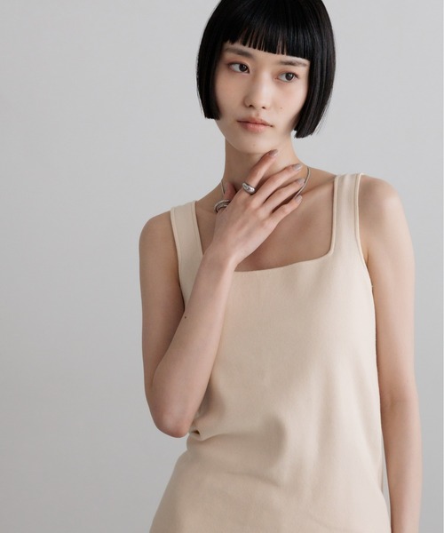 LOWRYS FARM(ローリーズファーム)の「ハイショクソウバリタンク 637048(タンクトップ・レディース・ブラック/ホワイト/ブラウン/ライトブルー/オフホワイト・FREE)」の3枚目の写真