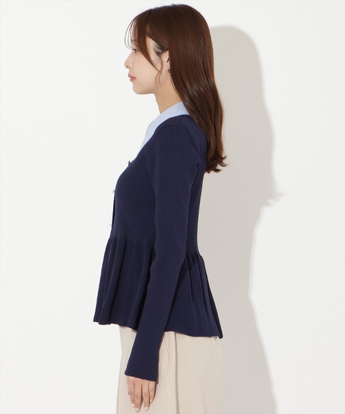 AND COUTURE(アンドクチュール)の「シャツ襟付きペプラムニットプルオーバー(ニット/セーター・レディース・ブラック/ネイビー/ベージュ・FREE)」の8枚目の写真
