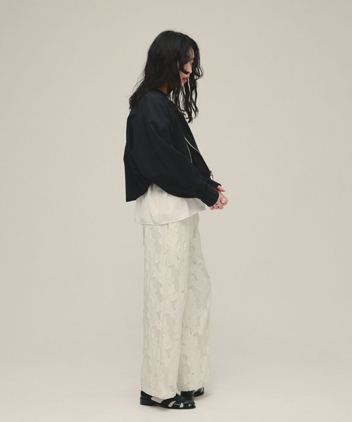 eL（エル）の「【eL】Dolman Zip Blouson/647394（ブルゾン・レディース・ベージュ/ブラック・FREE）」の4枚目の写真