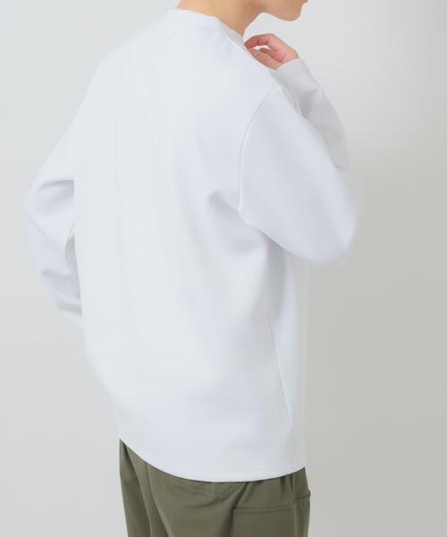 ITEMS URBANRESEARCH(アイテムズ アーバンリサーチ)の「調温機能 ストレッチダンボールプルオーバー(スウェット・メンズ・ブラック/ホワイト/チャコールグレー・LARGE/MEDIUM)」の14枚目の写真