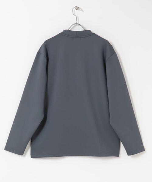 ITEMS URBANRESEARCH(アイテムズ アーバンリサーチ)の「調温機能 ストレッチダンボールプルオーバー(スウェット・メンズ・ブラック/ホワイト/チャコールグレー・LARGE/MEDIUM)」の19枚目の写真