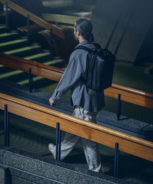 beruf baggage(ベルーフバゲッジ)の「【beruf baggage/ベルーフ バゲージ】brf-GR26-WPL URBAN EXPLORER NARROW 20周年記念モデル(バックパック/リュック・メンズ・ブラック・FREE)」の8枚目の写真
