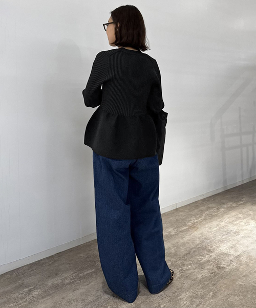 SLOBE IENA（スローブイエナ）の「《WEB限定/追加2》Vネックペプラムカーディガン（カーディガン/ボレロ・レディース・ブラック・FREE）」の3枚目の写真