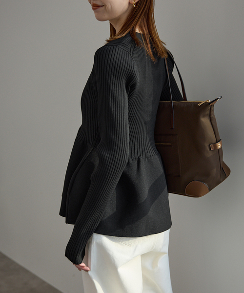 SLOBE IENA（スローブイエナ）の「《WEB限定/追加2》Vネックペプラムカーディガン（カーディガン/ボレロ・レディース・ブラック・FREE）」の10枚目の写真