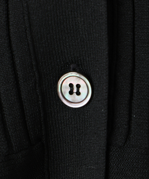 SLOBE IENA（スローブイエナ）の「《WEB限定/追加2》Vネックペプラムカーディガン（カーディガン/ボレロ・レディース・ブラック・FREE）」の21枚目の写真
