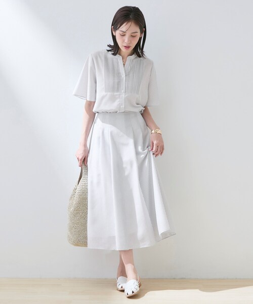 INDIVI（インディヴィ）の「【洗える／SETUP可能】シアーシャンブレータックフレアスカート（スカート・レディース・ライトグレー系3/ネイビー系2/ホワイト系3/ネイビー系3/ブラウン系その他4・36/40/38）」の10枚目の写真