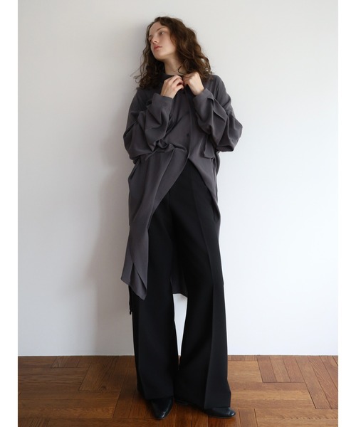 NOWNS（ナウンス）の「Ellen | Silky shirt（Tシャツ/カットソー・レディース・グレー/アイボリー・FREE）」の3枚目の写真