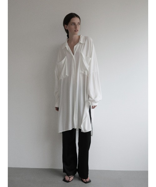 NOWNS（ナウンス）の「Ellen | Silky shirt（Tシャツ/カットソー・レディース・グレー/アイボリー・FREE）」の15枚目の写真