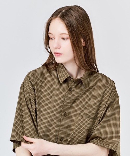 WETTEMPT(ウィテンプト)の「MICRO CHECK S/S SHIRT / マイクロチェックS/Sシャツ(シャツ/ブラウス・メンズ・ブルー/ネイビー/ブラウン・SMALL/MEDIUM/LARGE)」の9枚目の写真