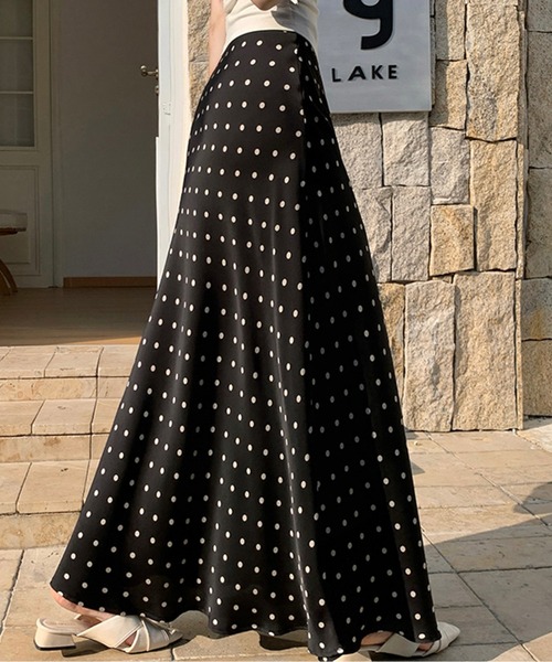 AMAJI（アマジ）の「サテンドットスカート（スカート・レディース・ブラック/ホワイト・X-LARGE/LARGE/MEDIUM/SMALL）」の2枚目の写真