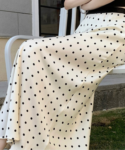 AMAJI（アマジ）の「サテンドットスカート（スカート・レディース・ブラック/ホワイト・X-LARGE/LARGE/MEDIUM/SMALL）」の3枚目の写真