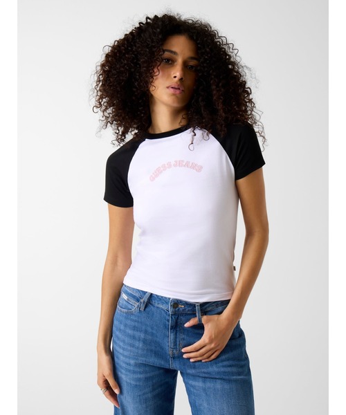 GUESS JEANS(ゲスジーンズ)の「GUESS JEANS SLIM Raglan Piping Tee Tシャツ ロゴTシャツ(Tシャツ/カットソー・レディース・ライトブルー/ホワイト/ブラック・SMALL/X-SMALL/LARGE/MEDIUM)」の2枚目の写真