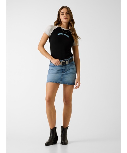 GUESS JEANS(ゲスジーンズ)の「GUESS JEANS SLIM Raglan Piping Tee Tシャツ ロゴTシャツ(Tシャツ/カットソー・レディース・ライトブルー/ホワイト/ブラック・SMALL/X-SMALL/LARGE/MEDIUM)」の9枚目の写真