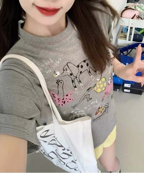 pyornim(ピョルニム)の「【26年春夏新作】コットン 手書きイラストプリント オーバーサイズ Tシャツ(Tシャツ/カットソー・レディース・ホワイト/グレー・L)」の18枚目の写真