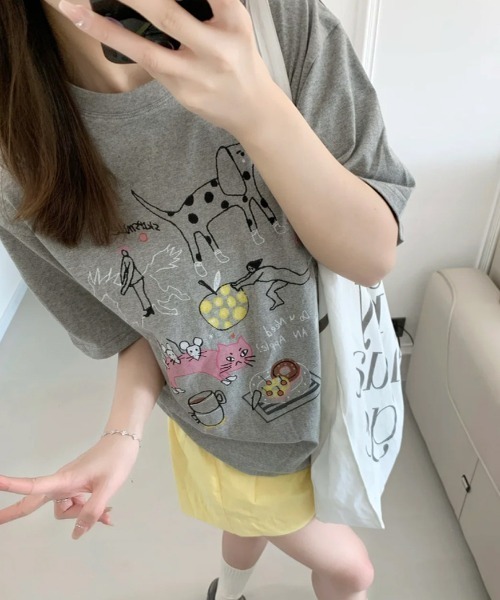 pyornim(ピョルニム)の「【26年春夏新作】コットン 手書きイラストプリント オーバーサイズ Tシャツ(Tシャツ/カットソー・レディース・ホワイト/グレー・L)」の19枚目の写真
