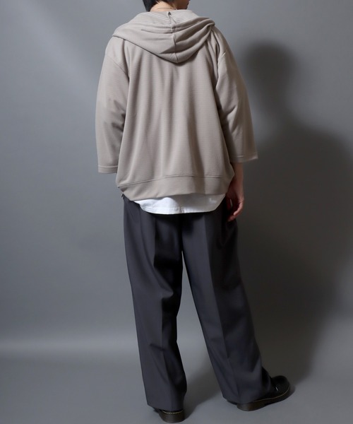 ANPAS(アンパス)の「Full-Zip 3/4-Sleeve Hoodie with Inner Stripe Lining/裏ボーダー七分袖ドライフルジップパーカー 吸汗速乾 メンズ レディース ユニセックス 7分袖(パーカー・メンズ・ベージュ/ネイビー/ブラック/グレー・M/L/XL)」の9枚目の写真