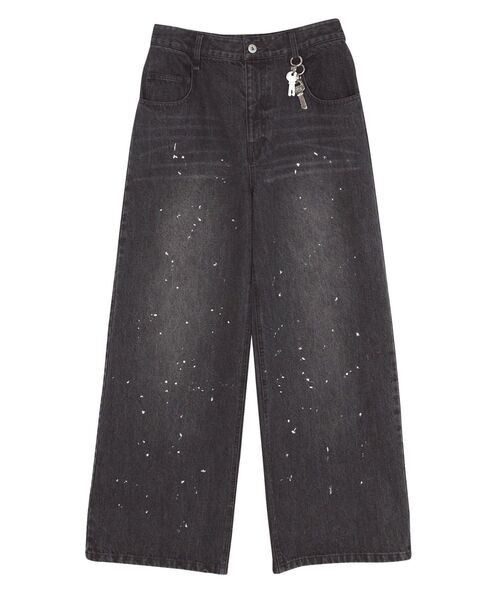 CALNAMUR(カルナムール)の「キーチャームデニムパンツ(デニムパンツ・レディース・ブラック/ブルー・SMALL/MEDIUM)」の6枚目の写真