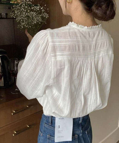 mielu(ミエル)の「プリーツフリルブラウス(シャツ/ブラウス・レディース・アイボリー・MEDIUM/LARGE/SMALL)」の5枚目の写真